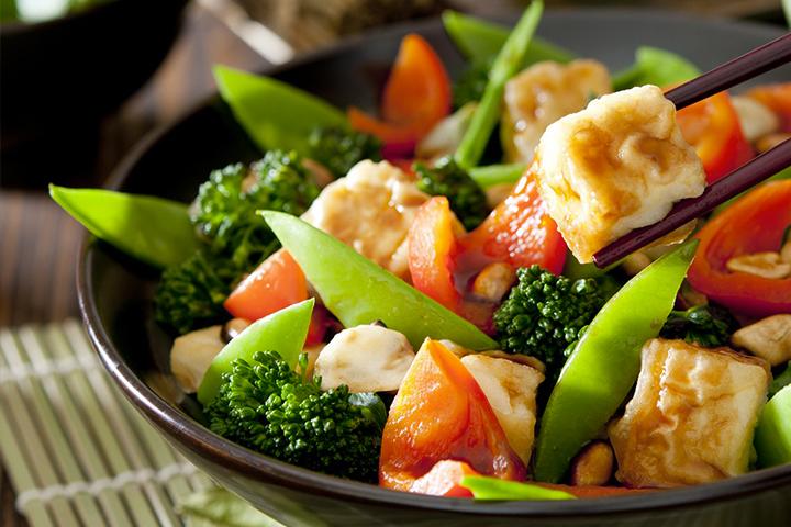 S1. Sautéed Tofu with Vegetables - La Table des Nations