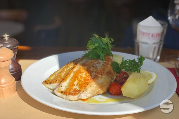 Bass Filet Plancha Style - Étoile Blanche