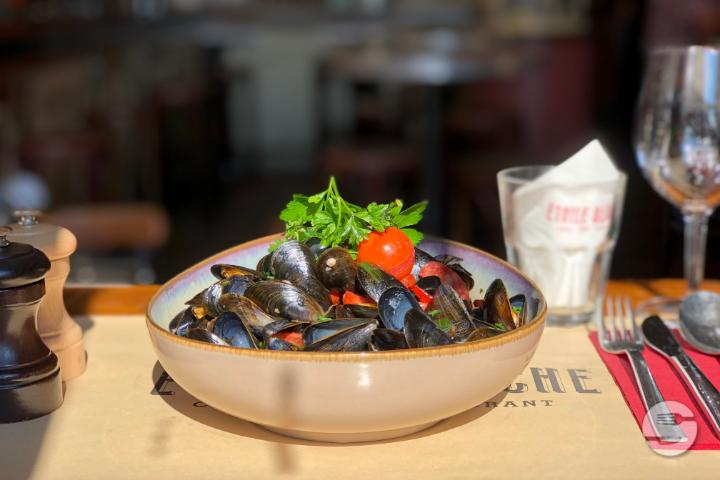 Mussels of Bouchot Espagnole way - Étoile Blanche