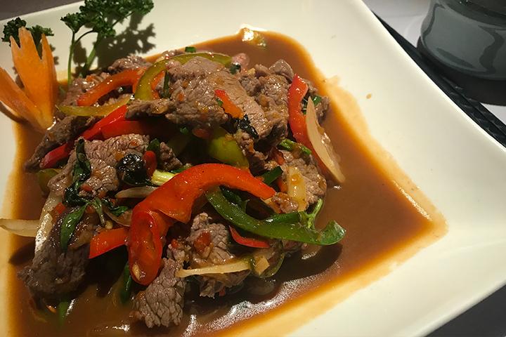 56. Nuea Pad Prik - Ming Xuan
