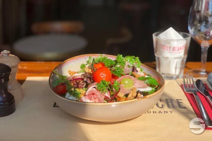 Smoked Salmon Salad - Etoile Blanche (Non Stop)