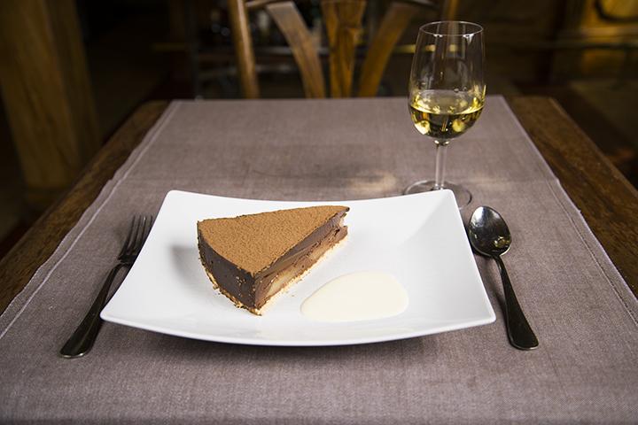 Chocolate and Pear tart - Le Bistrot du Boucher