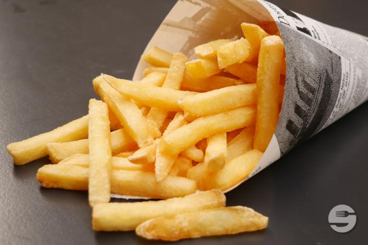 French fries - Demi Lune Café