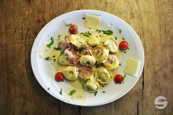 Tortelloni Alfredo - Triangolo