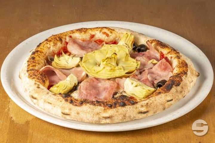 Pizza Capricciosa - Made in Italy