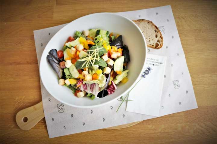 Salat Beirut - R.O.M.I