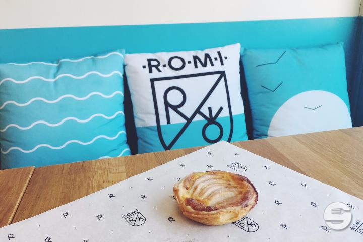 hausgemachtes Apfelküchlein - R.O.M.I