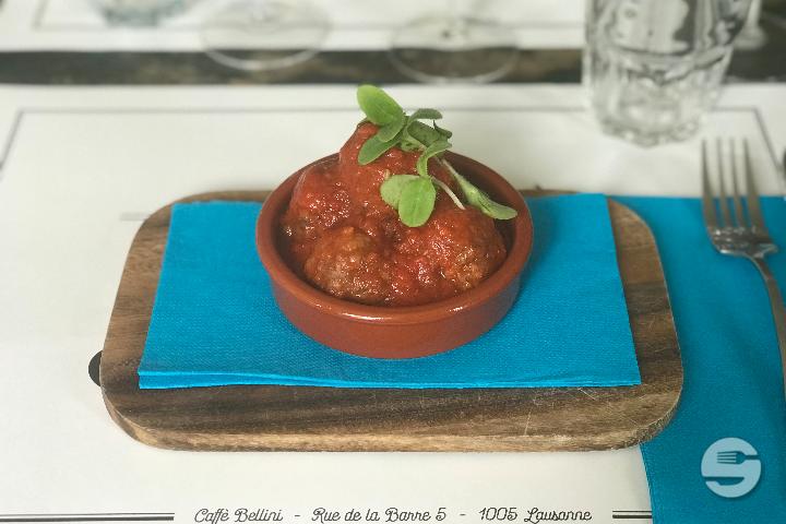 Beef meatball, homemade tomato sauce, basilic - Caffè Bellini - Lunch *