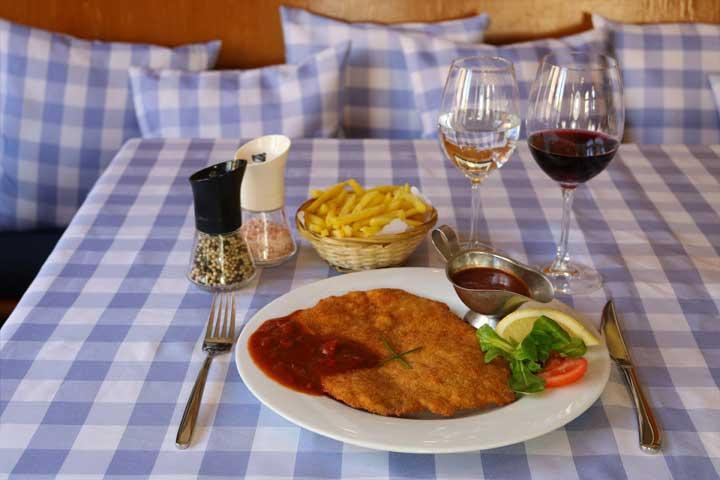 129. Schweinsschnitzel Diabolo Beelzebub - Schnitzelhuus