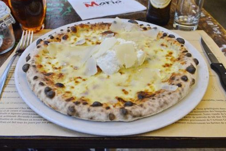 Pizza Quattro Formagi - Chez Mario - Autentico 1958