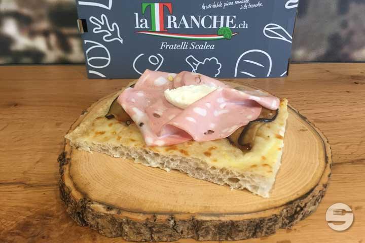 Pulcinella slice - Dai 3 Fratelli Scalea - La Tranche