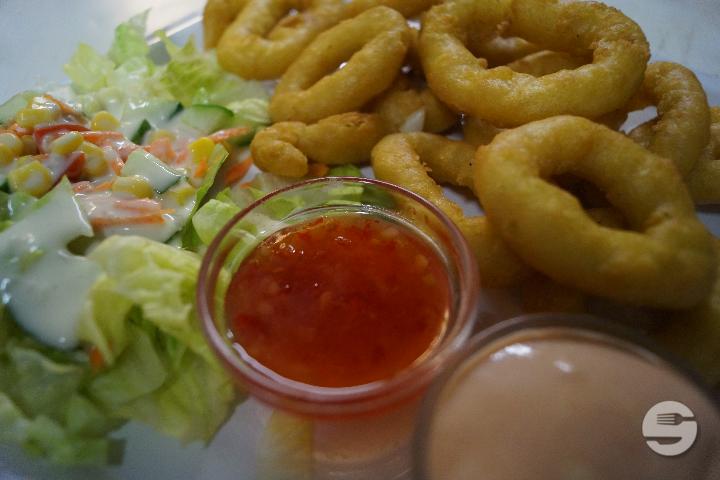 Battered Onion Rings - Mc Gee's Irish Pub