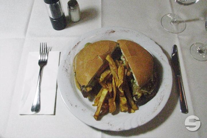 Farbhof Burger - Farbhof Restaurant