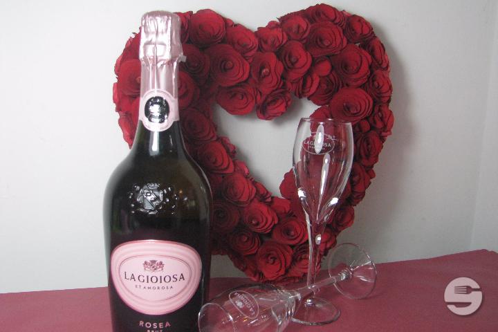 LA GIOIOSA ROSEA ROSÉ BRUT - Roses & Sparkles