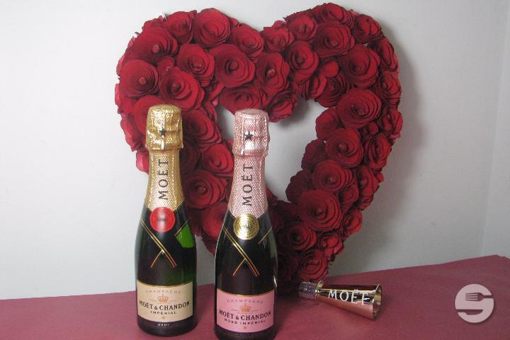MOËT & CHANDON piccolo - Roses & Sparkles