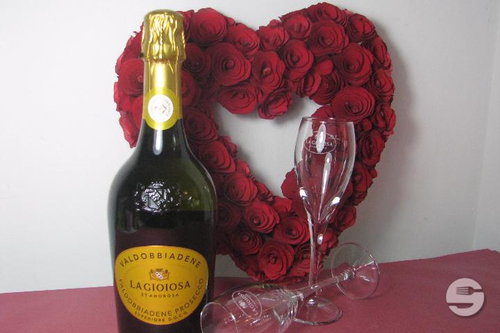 LA GIOIOSA ETAMOROSA - Roses & Sparkles