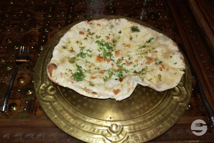 Chili Naan - Crown of India