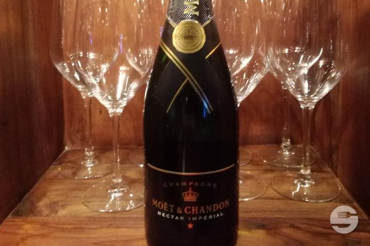 Champagne - Crown of India