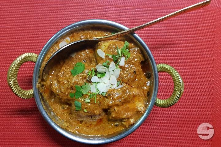 72 CHICKEN CURRY - Flavour of India