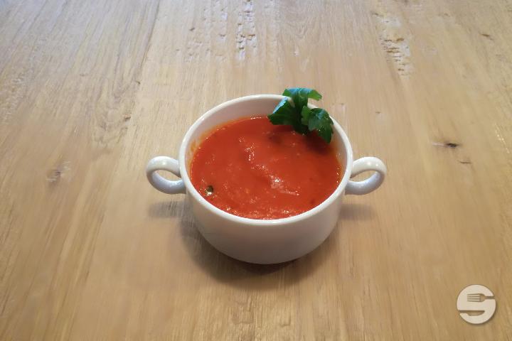 Tomatensuppe - Pane e Olio *