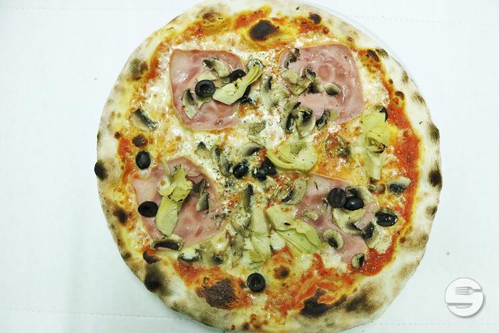 Pizza Quattro Stagioni - La Mimosa