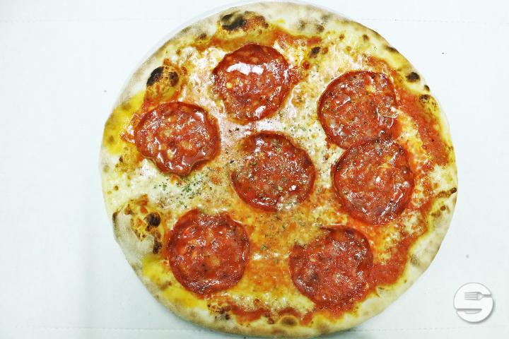 Pizza Calabrese - La Mimosa