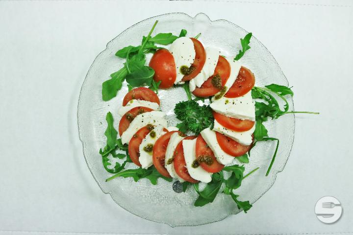 Insalata Caprese (large) - La Mimosa