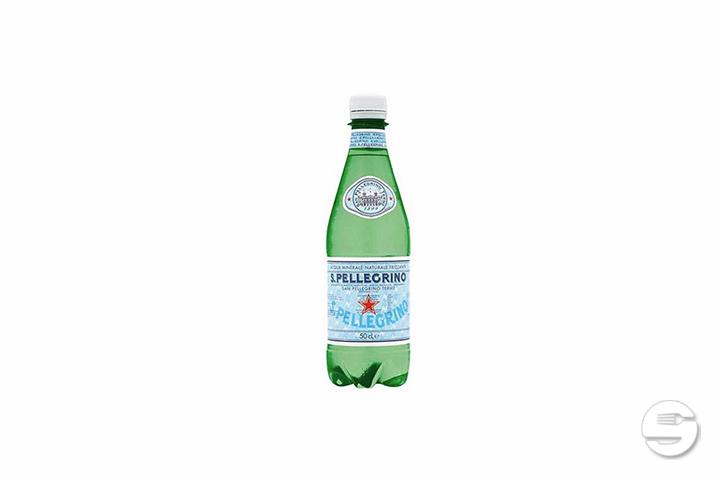 San Pellegrino mineral water with gas 0.5l - La Mimosa