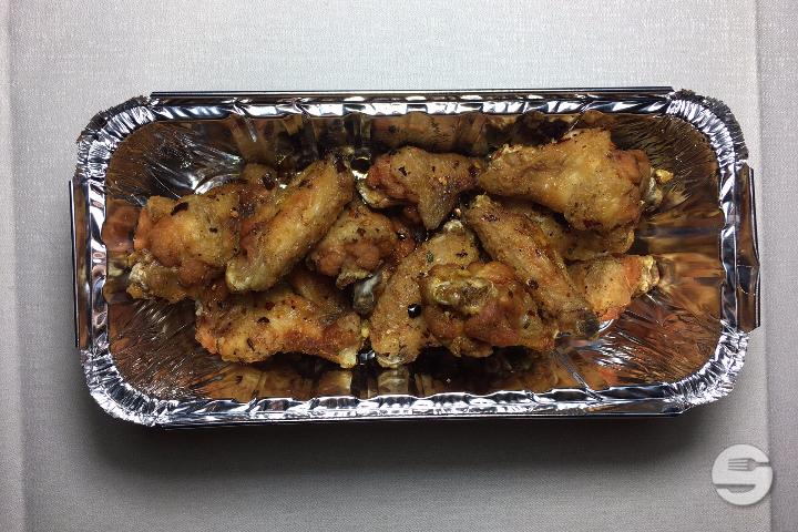 Pouletflügeli (12 Stück) - Los Jalapeños *