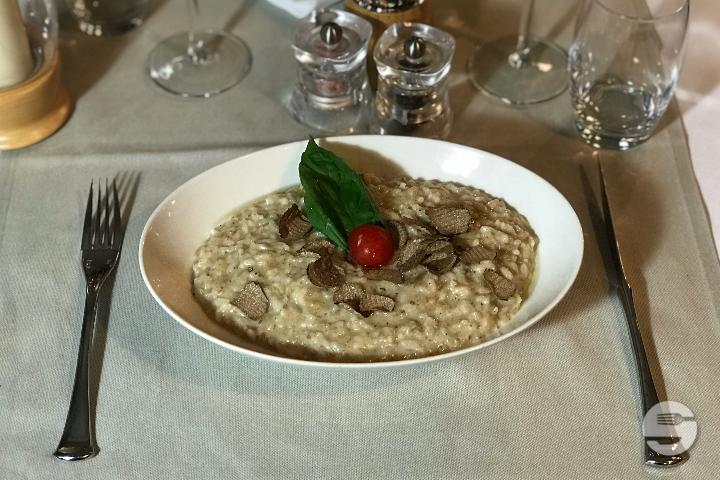 Black truffle risotto - Le Passing *