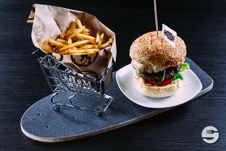 Katsu Wagyu Burger - FMR