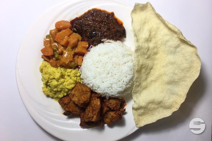 Chicken Geschnetzeltes on Marsala Curry - Maneez