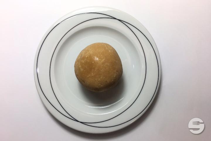 Sesame Cake - Maneez