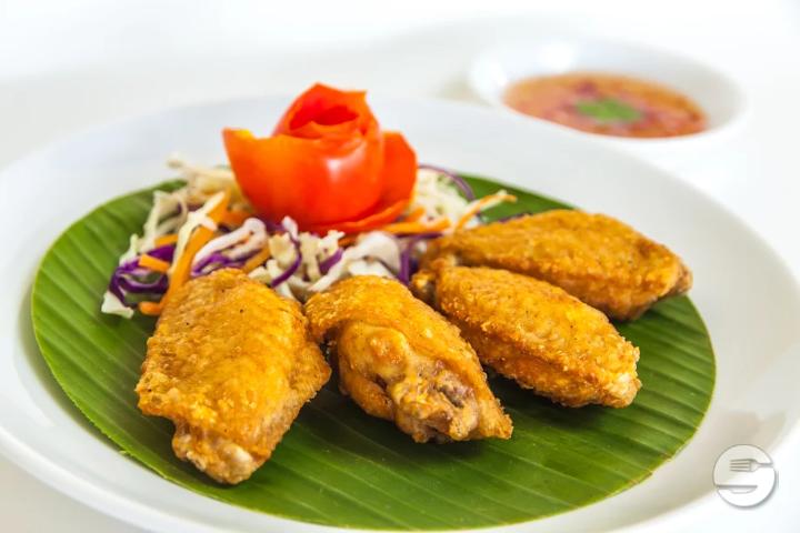 34. Pouletflügeli frittiert - Moreeda *