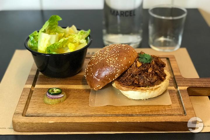 Pulled pork burger - Marcel