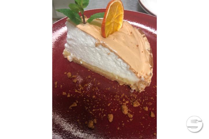 Tarte Citron Meringuée Maison - Le Jardin de Pinchat
