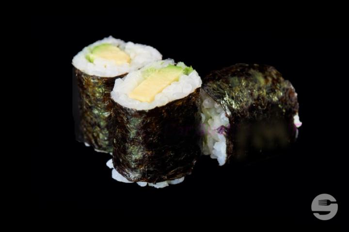 104. Avocado Maki - Au Sakura Sushi