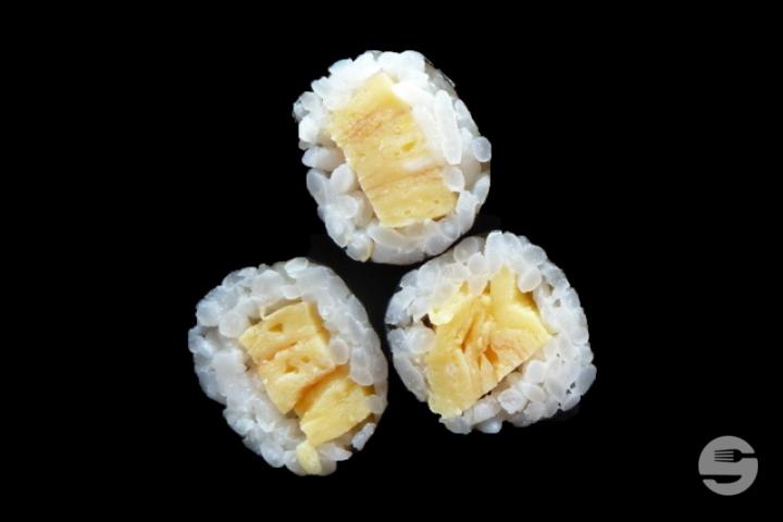105. Tamago Maki - Au Sakura Sushi