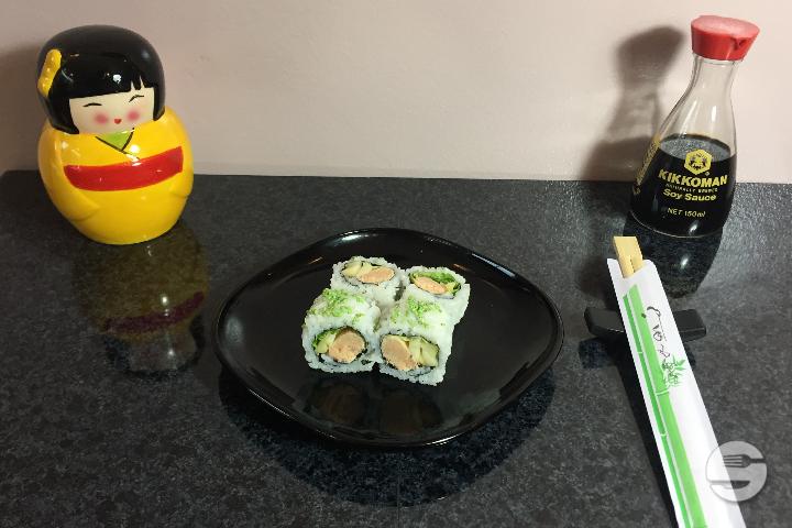 115. Cooked Salmon Roll - Au Sakura Sushi