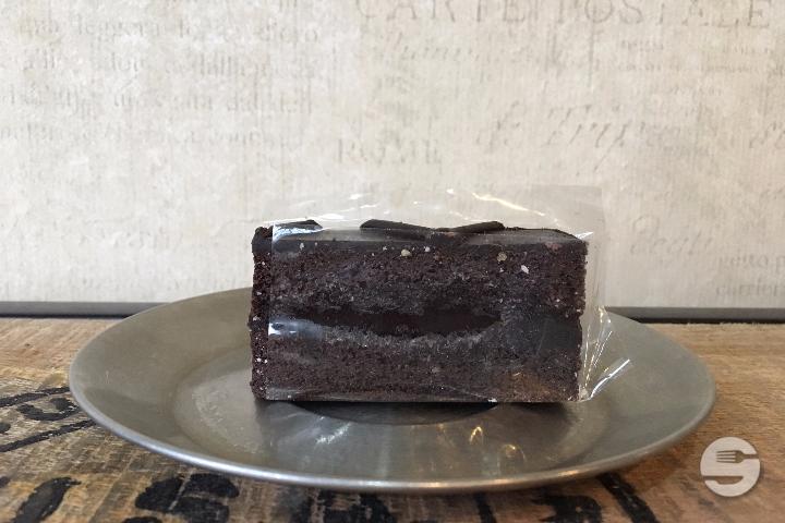 Chocolate Cake - Babi's Bagel