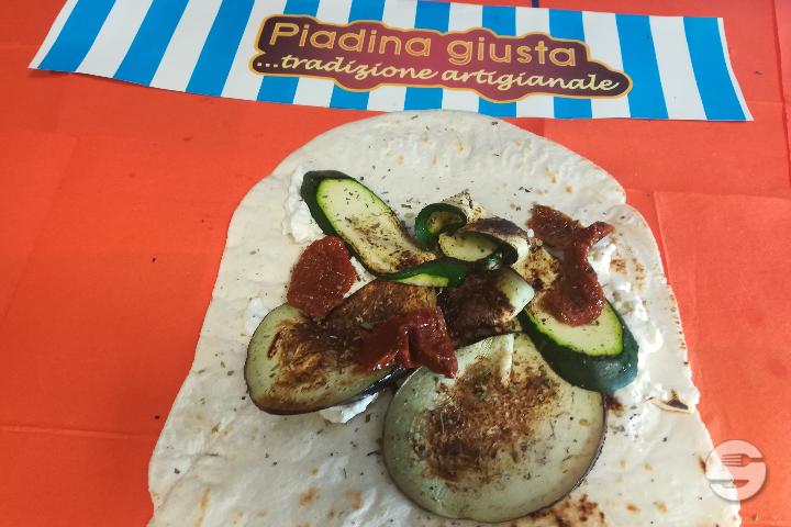 Piadina Squacquerone Verdure - Piadina Giusta