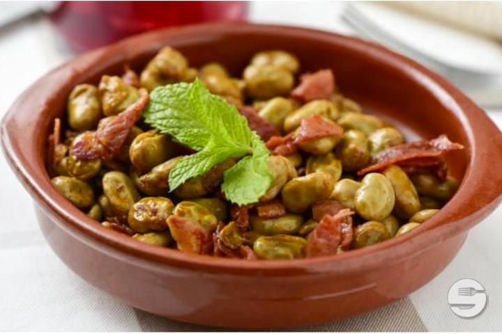 Habitas con jamon - Alla Foce