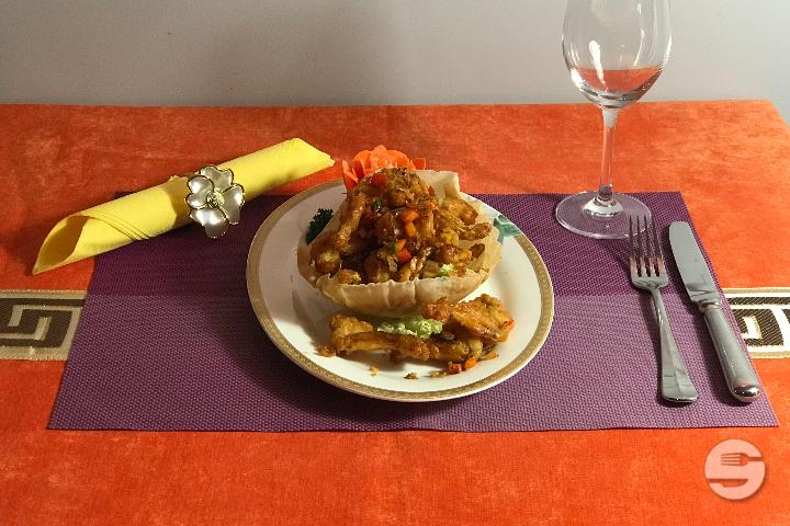 106. Frog Legs with Salt and Pepper - Hong Yan