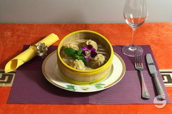 19. Shanghai Pork Dumplings - Hong Yan