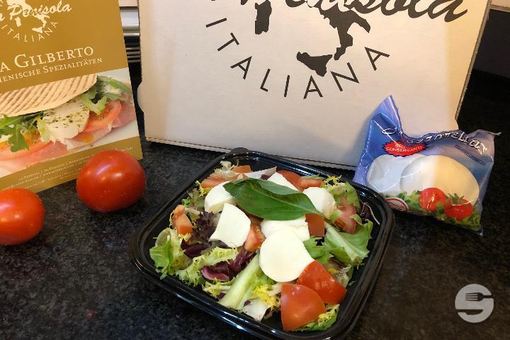 Mixed Caprese Salat - La Penisola