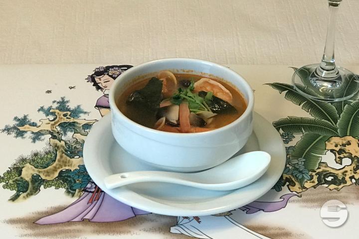 106. Tom Yum Soup with Shrimps - Restaurant Royale Chinois