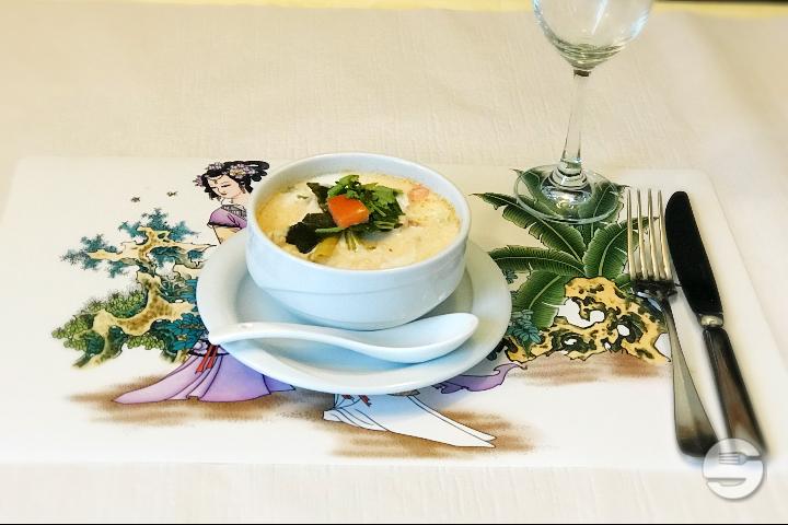 107. Chicken and coconut milk Soup - Restaurant Royale Chinois