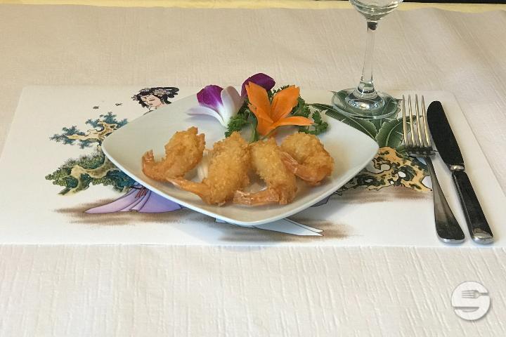 203. Fried meat ravioli - Restaurant Royale Chinois