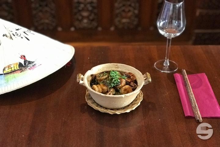 115. Crevettes au Curry Rouge - Hoian BBQ