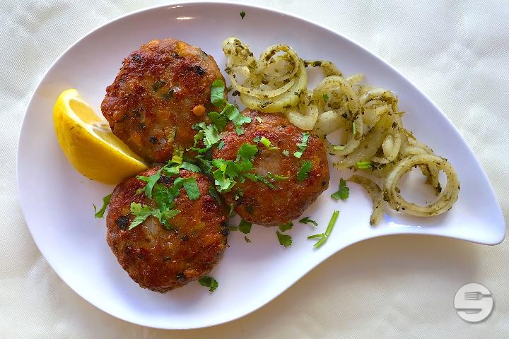 12 Aloo Tikki - Delhi House